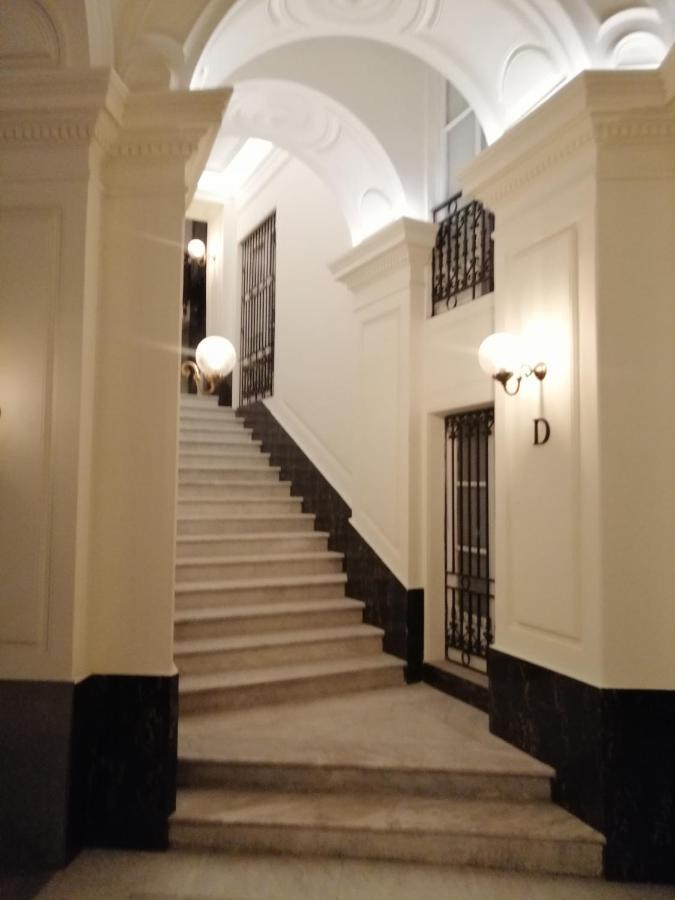 Fafgrandsuitenapoli Exteriér fotografie
